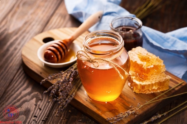 uống mật ong chữa đau dạ dày