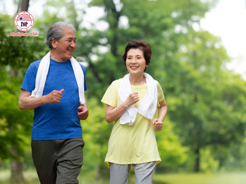 Chỉ số BMI là gì? Cách tính và ý nghĩa với sức khỏe Hoạt động thể chất đóng vai trò quan trọng