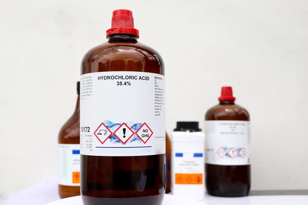 Axit Hydrochloric-la-gi