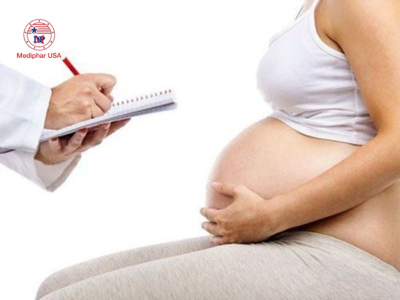 Vitamin A có tác dụng gì? Hướng dẫn cách bổ sung an toàn, hiệu quả Phụ nữ mang thai dùng vitamin A khi được bác sĩ chỉ định