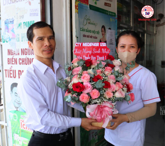 MEDIPHAR USA CHÚC MỪNG SINH NHẬT NHÀ THUỐC HUY THANH 1 - HÓC MÔN