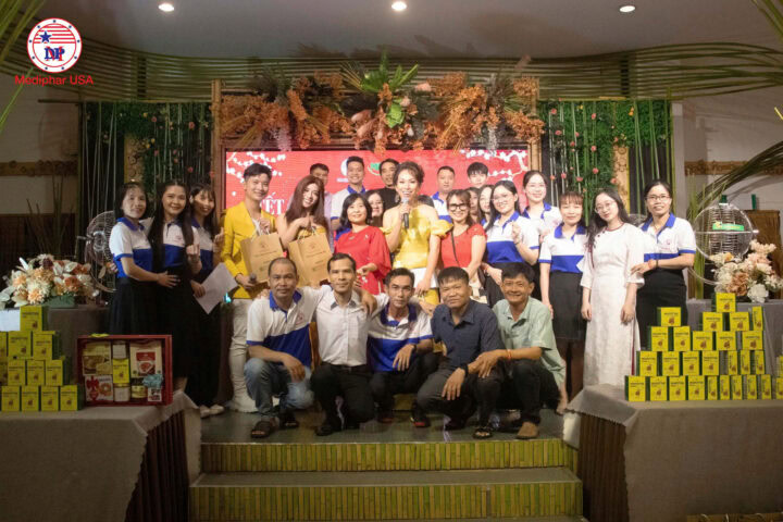 NHÌN LẠI CÁC KHOẢNH KHẮC ĐÁNG NHỚ TRONG CHƯƠNG TRÌNH “VUI ĐÓN TẾT - NHẬN LỘC VÀNG”