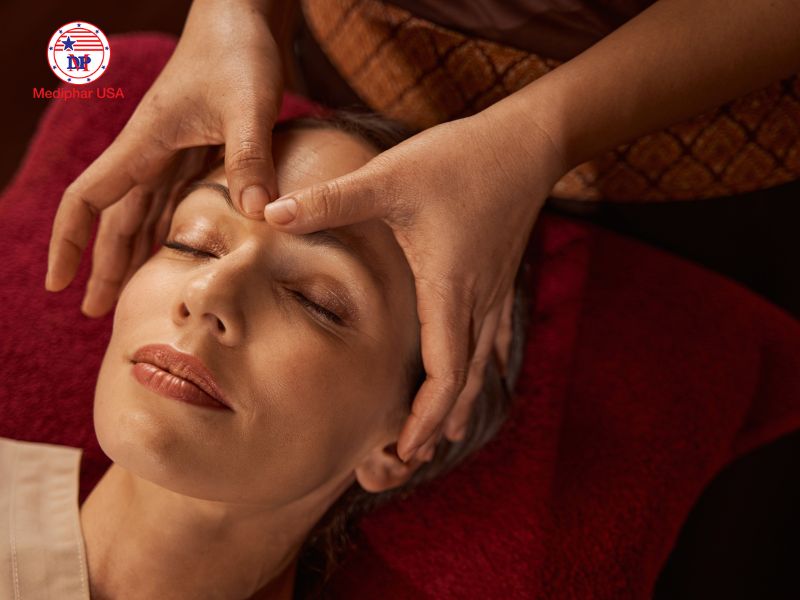 Kỹ thuật massage mắt giảm cận thị cơ bản