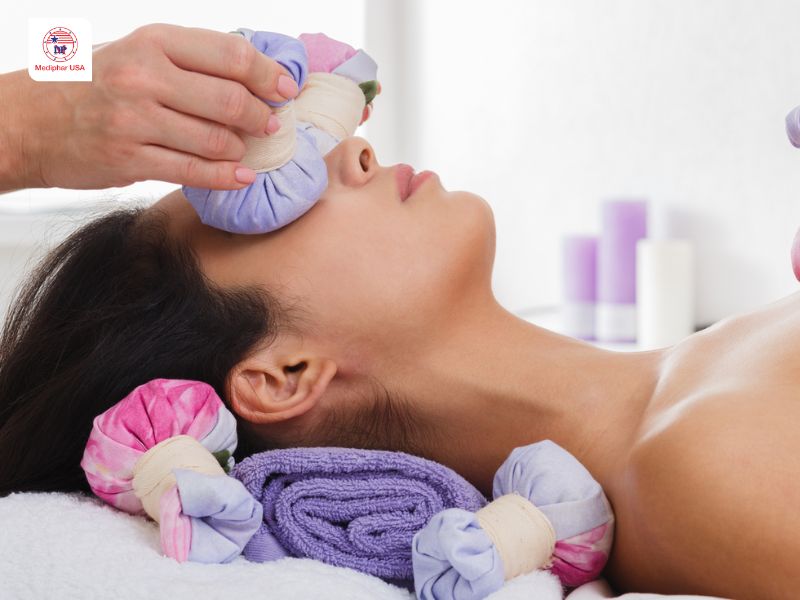 7 Cách chữa đau mắt đỏ cho bà bầu nhanh nhất tại nhà Cách chữa đau mắt đỏ cho bà bầu bằng phương pháp chườm mắt