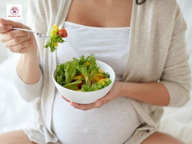 7 Cách chữa đau mắt đỏ cho bà bầu nhanh nhất tại nhà Cách chữa đau mắt đỏ cho bà bầu nhanh nhất bằng chế độ ăn