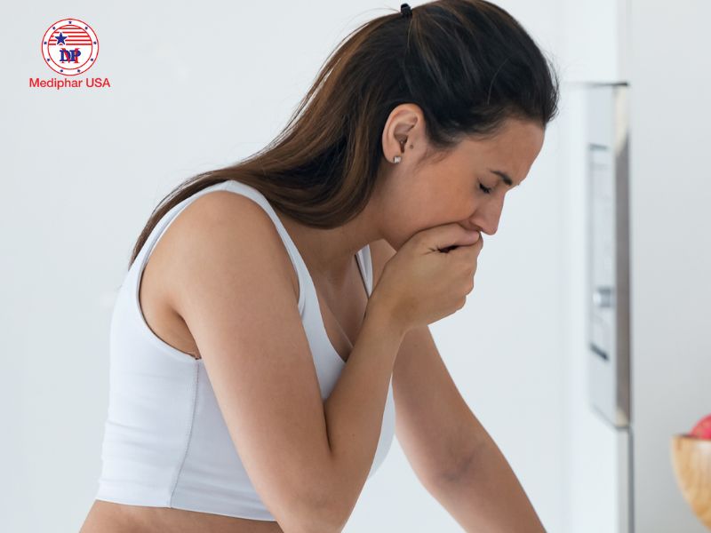 Thuốc đau bụng đi ngoài tiêu chảy: Khi nào cần dùng và nên dùng loại nào? Người dùng Berberin có thể gặp phản ứng buồn nôn nhẹ