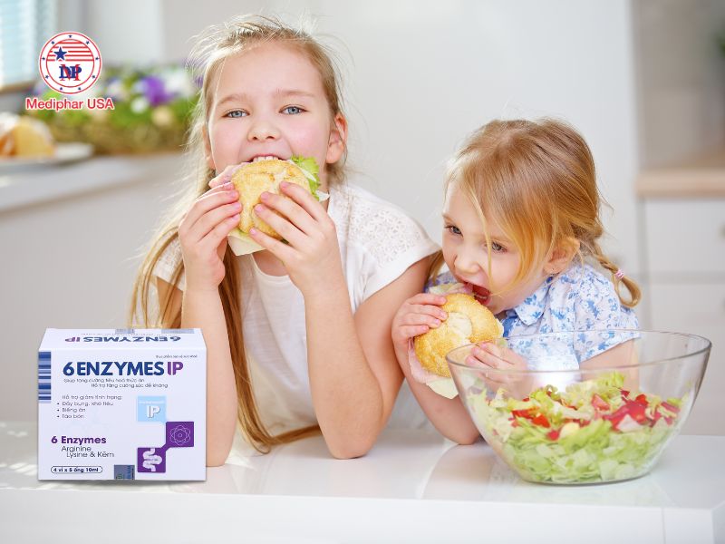 6 Enzymes IP có tốt không? Công dụng, cách dùng và lưu ý khi sử dụng Công dụng chính của 6 Enzymes IP là hỗ trợ tiêu hóa thức ăn