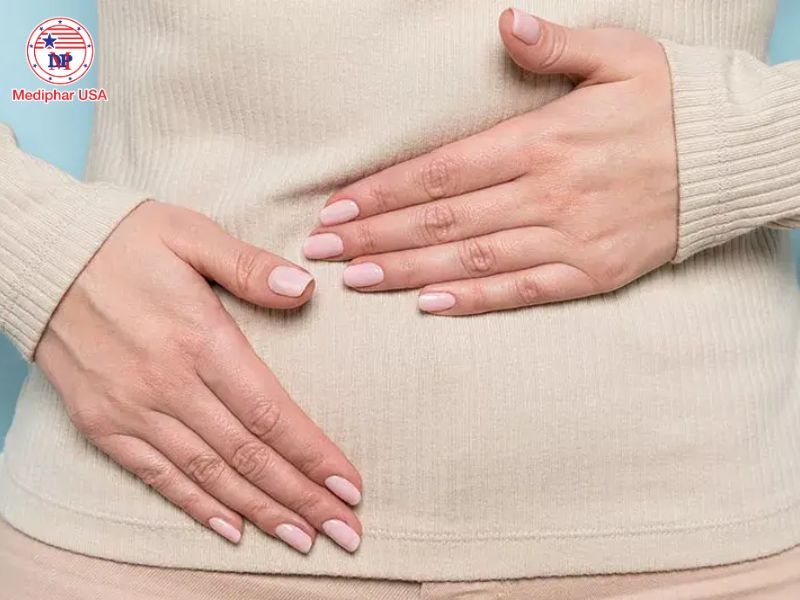 Tụt men tiêu hóa: Nguyên nhân, triệu chứng và cách điều trị. Tụt men tiêu hóa là tình trạng cơ thể không sản xuất đủ enzyme tiêu hóa cần thiết để phân giải thức ăn, dẫn đến rối loạn tiêu hóa và kém hấp thu chất dinh dưỡng.