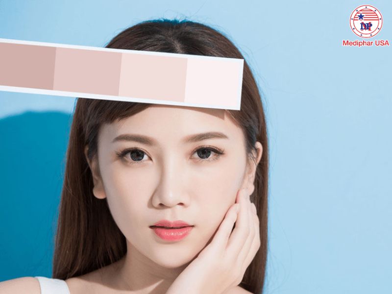 Giải đáp: Uống nước dừa mỗi ngày có đẹp da không? Uống nước dừa mỗi ngày giúp làm mờ các vết thâm, giữ cho làn da tươi sáng và rạng rỡ.