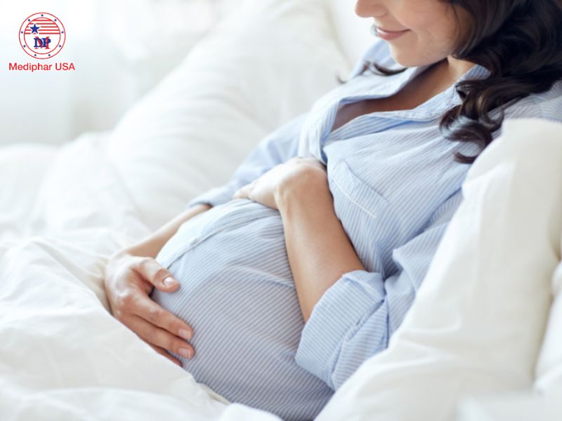 Giải đáp: Uống nước dừa mỗi ngày có đẹp da không? Nước dừa là một loại thức uống giải khát an toàn trong thai kỳ.