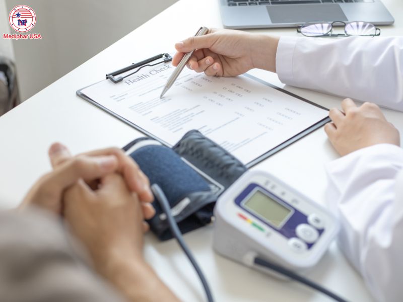 Uống bia bị đầy hơi chướng bụng: Nguyên nhân và giải pháp khắc phục Nên thăm khám nếu cảm giác chướng bụng không thuyên giảm