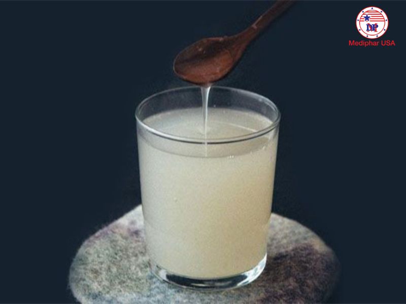 9 cách uống bột sắn dây đẹp da: Bí quyết làn da sáng mịn tự nhiên Pha bột sắn dây với nước sôi phù hợp với những người có cơ địa lạnh bụng