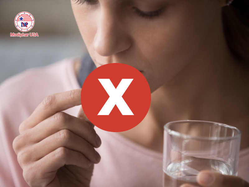 Hỏi đáp: Đau bụng uống men tiêu hóa được không? Nếu đau dữ dội hoặc kéo dài, cần khám ngay thay vì tự điều trị.