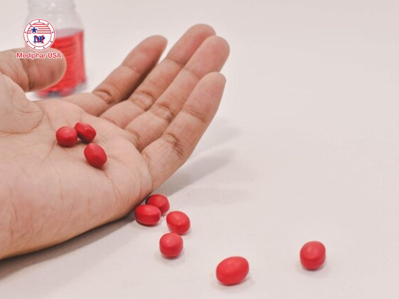 Những ai không nên uống Omega 3-6-9? 5 đối tượng cần đặc biệt lưu ý Thuốc kháng đông có thể tương tác với Omega