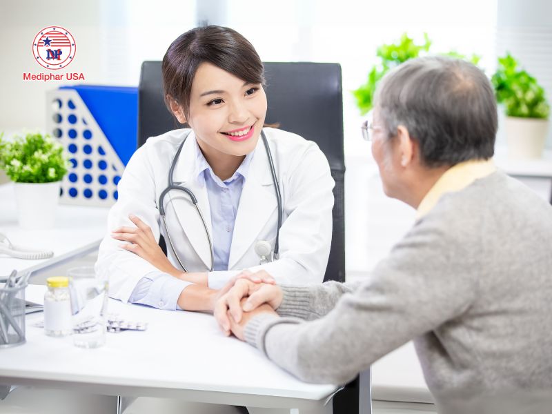 Lipase là gì? Vai trò, cơ chế hoạt động và ứng dụng thực tiễn Khi đi ngoài phân lỏng có nhiều dầu mỡ bạn nên đi thăm khám bác sĩ