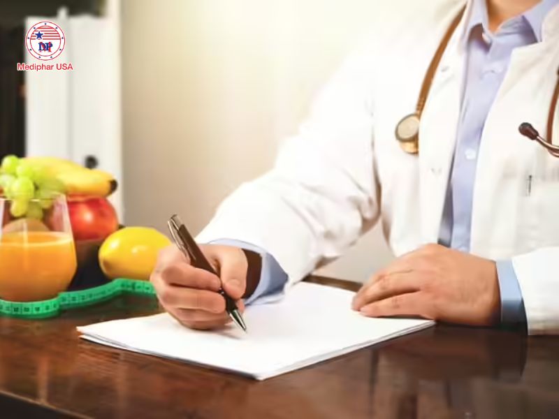 7 huyệt bấm giúp giảm khô mắt, mỏi mắt và làm sáng mắt Nên tham khảo ý kiến của các chuyên gia để được hướng dẫn chính xác