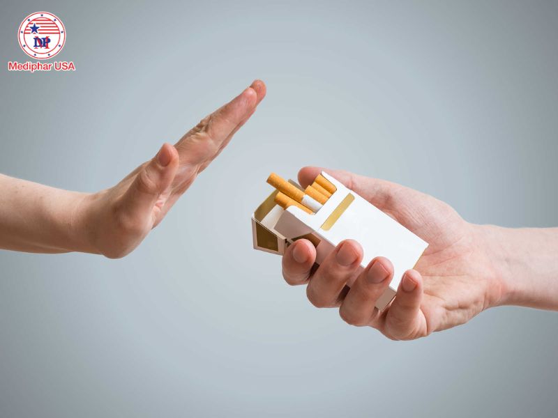 Bệnh Crohn là gì? Tìm hiểu nguyên nhân, triệu chứng và cách điều trị Không hút thuốc lá để giảm nguy cơ mắc bệnh Crohn.