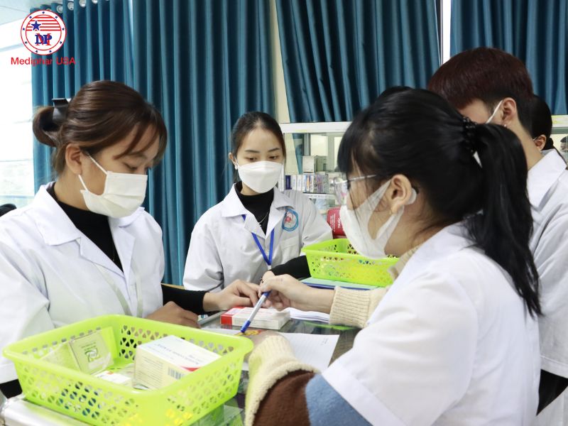 Mẫu đơn xin bổ sung nhân sự nhà thuốc: Cách viết và lưu ý cần thiết Đánh giá kỹ trước khi bổ sung nhân sự nhà thuốc