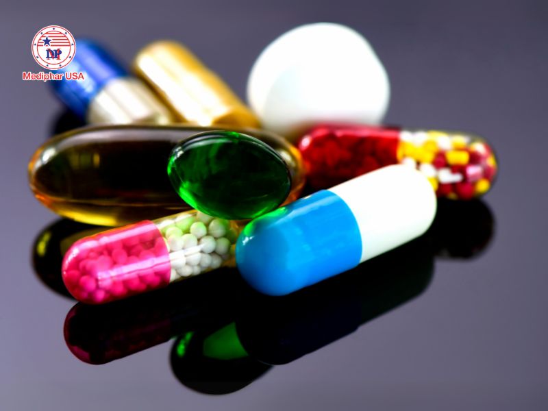 Phân biệt thuốc và thực phẩm chức năng: Hiểu đúng để dùng đúng Thuốc và thực phẩm chức năng đều được bào chế dưới dạng viên nén, viên nang