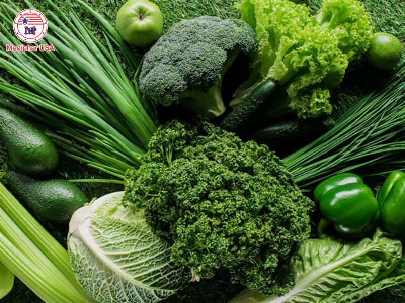 Táo bón là gì? Nguyên nhân, triệu chứng, cách phòng ngừa và điều trị Bổ sung thực phẩm giàu chất xơ và lợi khuẩn để cải thiện tình trạng táo bón.