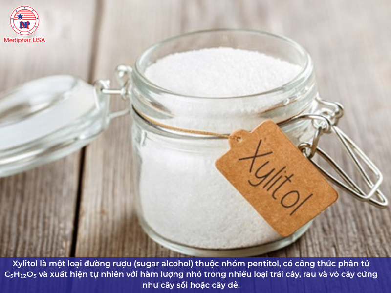 Đường Xylitol là gì? Công dụng, lợi ích là lưu ý khi sử dụng Xylitol là một loại đường rượu thuộc nhóm pentitol