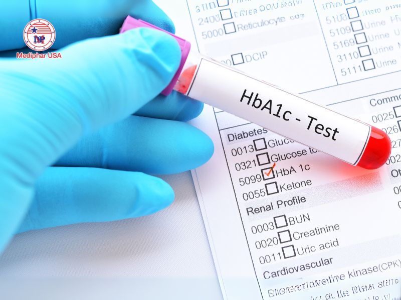 Thực hiện các xét nghiệm máu