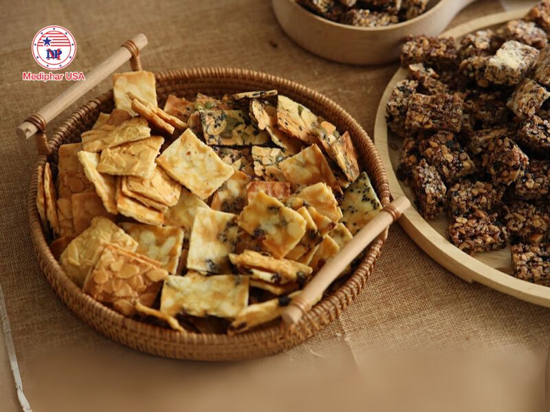 Bánh ăn kiêng là những bánh có hàm lượng calo, đường, tinh bột, chất béo thấp