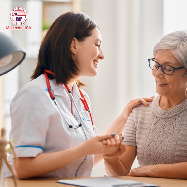 Tham khảo ý kiến bác sĩ trước khi dùng, đặc biệt là người có bệnh nền