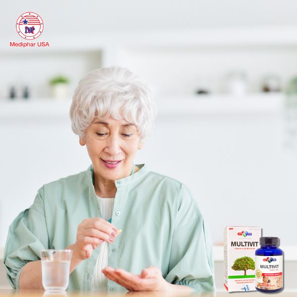 Không dùng cùng lúc nhiều loại vitamin tổng hợp