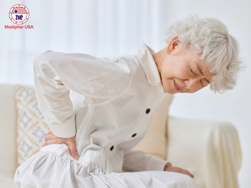 Nguy cơ tổn thương cơ xương ở người cao tuổi khi dùng Crestor 10mg liều cao