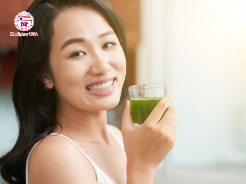 Nước rau má giúp thanh nhiệt, mát gan