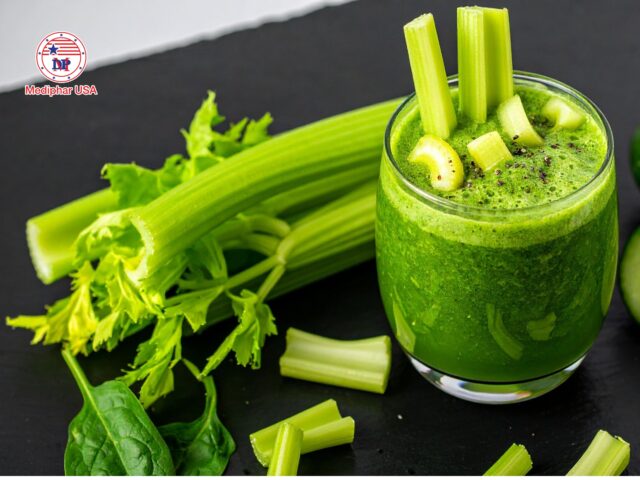 Nước ép cần tây giúp tăng cảm giác no tạm thời, đặc biệt nếu uống trước bữa ăn