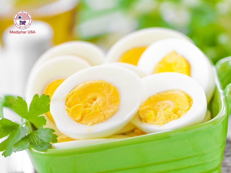 Trứng thúc đẩy đốt cháy năng lượng và giảm mỡ vùng bụng nhờ hàm lượng protein cao.